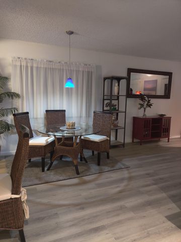 369 Burgundy H 369, Delray Beach, FL 33484