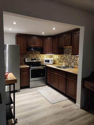 369 Burgundy H 369, Delray Beach, FL 33484