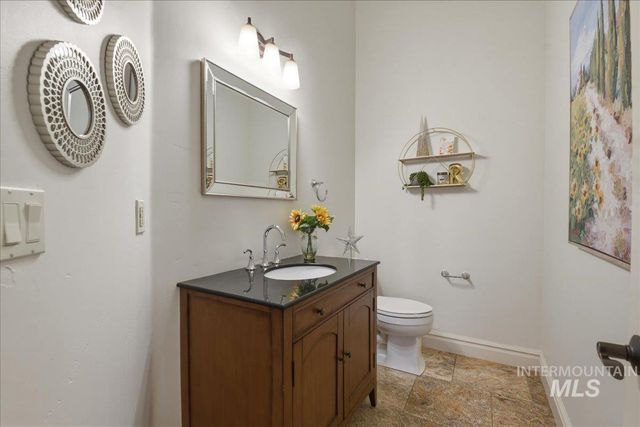 1387 N Colline Bello Way, Eagle, ID 83616