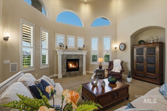 1387 N Colline Bello Way, Eagle, ID 83616