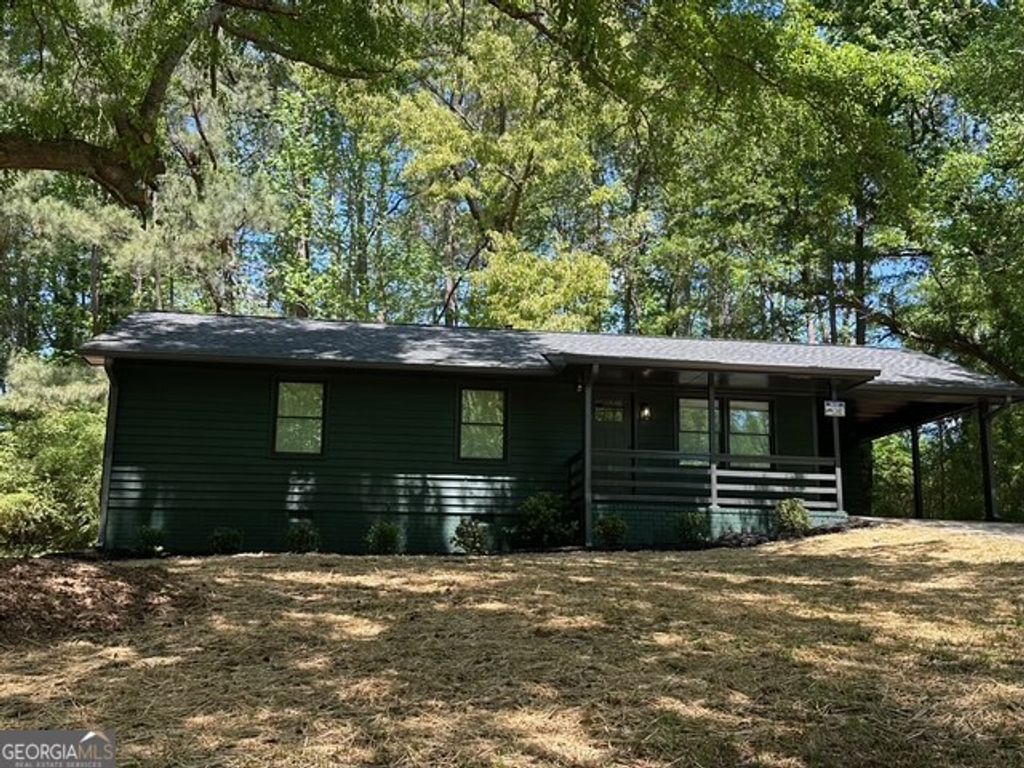 95 Hidden Pines Drive, Covington, GA 30016
