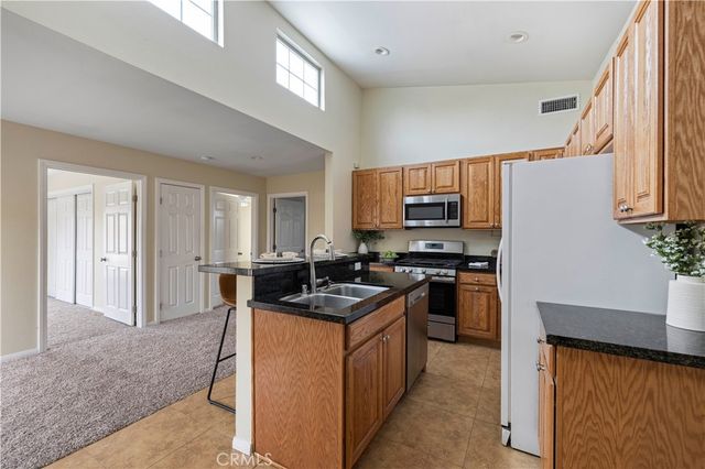 27508 Esterbrook, Canyon Country, CA 91351