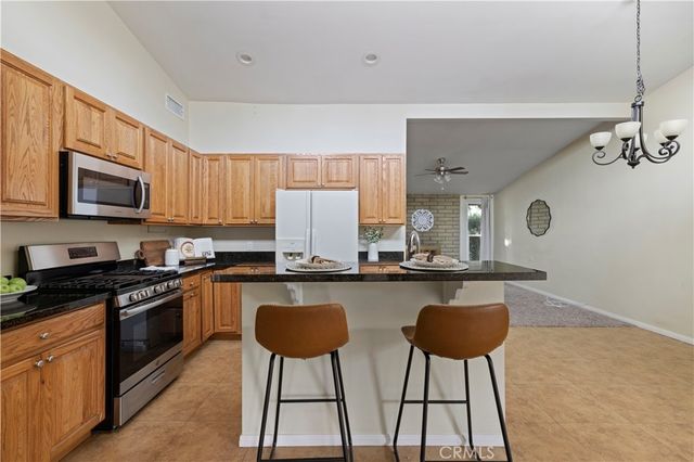 27508 Esterbrook, Canyon Country, CA 91351