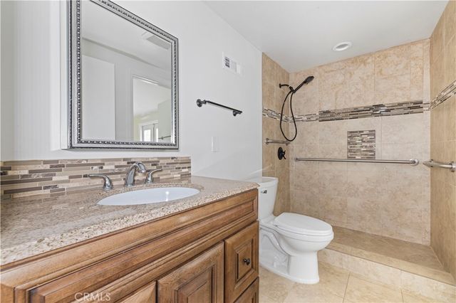 27508 Esterbrook, Canyon Country, CA 91351