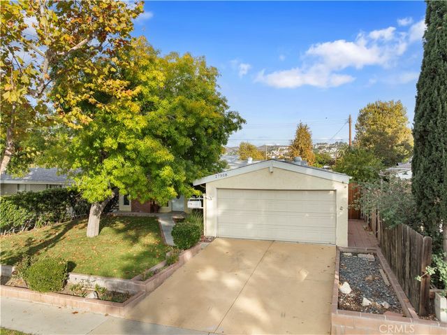 27508 Esterbrook, Canyon Country, CA 91351