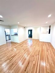 22051 San Miguel, Woodland Hills (los Angeles), CA 91364