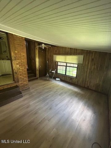 1431 N Dr M L King North Street, Natchez, MS 39120