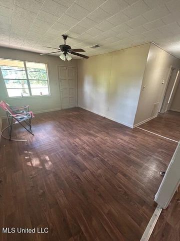 1431 N Dr M L King North Street, Natchez, MS 39120