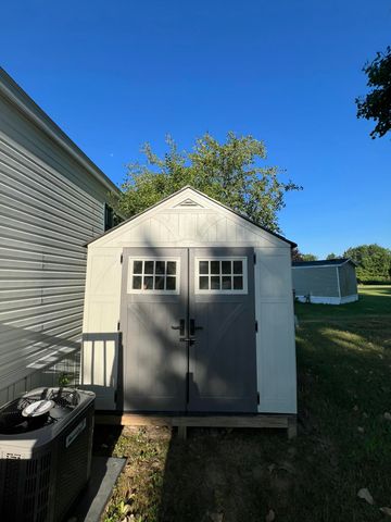 4647 Red Apple Court NW 91, Walker, MI 49534
