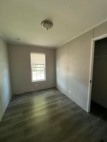 4647 Red Apple Court NW 91, Walker, MI 49534