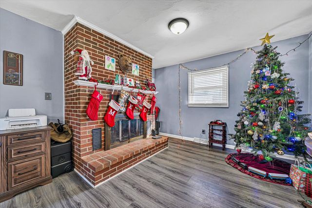 1075 Breezy Hill RD, Vinton, VA 24179