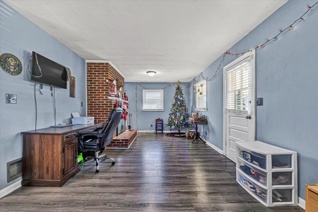 1075 Breezy Hill RD, Vinton, VA 24179