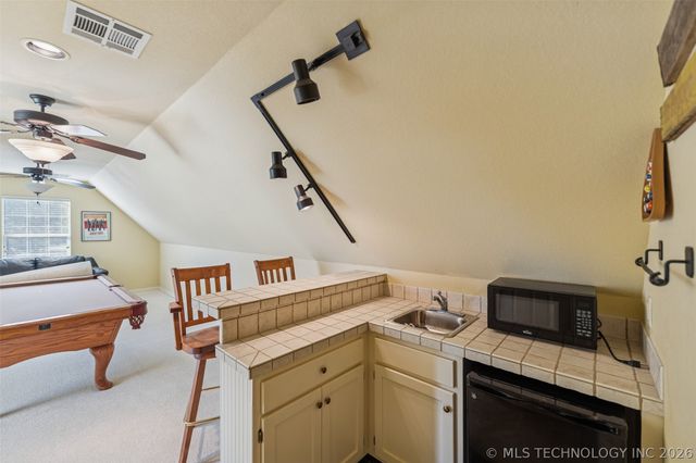 7408 N 202nd East Avenue, Owasso, OK 74055
