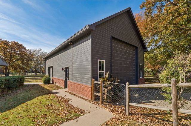 7408 N 202nd East Avenue, Owasso, OK 74055