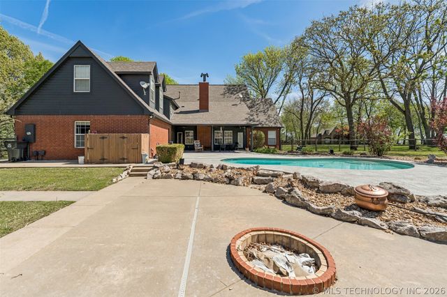 7408 N 202nd East Avenue, Owasso, OK 74055