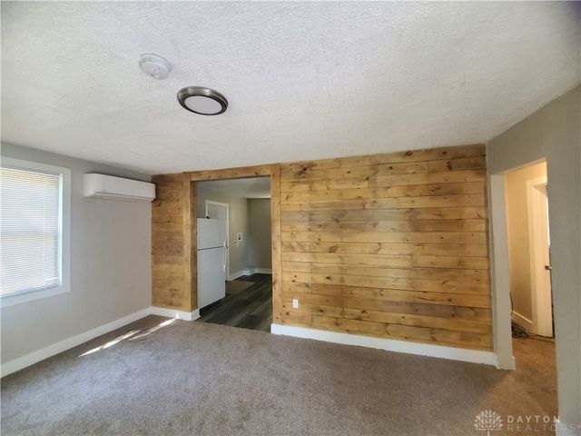 4500 Eichelberger Avenue, Dayton, OH 45406