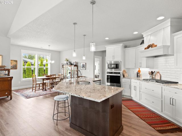 1808 Se 43RD Way, Brush Prairie, WA 98606