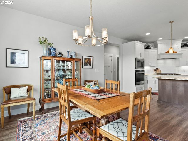 1808 Se 43RD Way, Brush Prairie, WA 98606