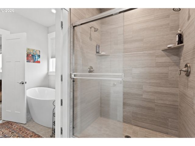 1808 Se 43RD Way, Brush Prairie, WA 98606