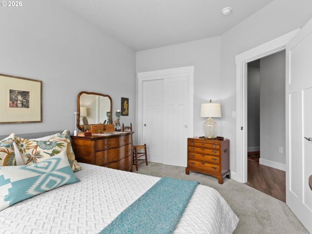 1808 Se 43RD Way, Brush Prairie, WA 98606