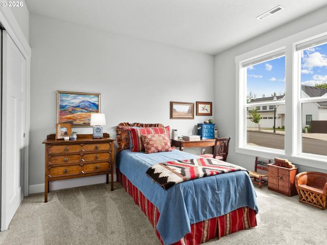 1808 Se 43RD Way, Brush Prairie, WA 98606