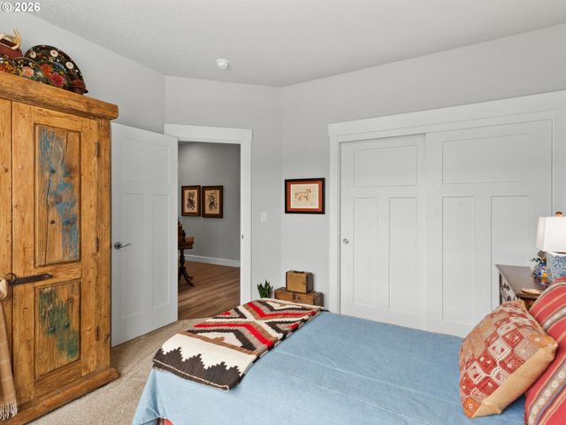 1808 Se 43RD Way, Brush Prairie, WA 98606