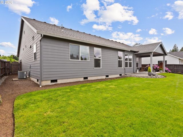 1808 Se 43RD Way, Brush Prairie, WA 98606