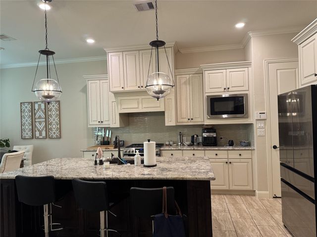 23 Dylan Branch Drive, Tomball, TX 77375