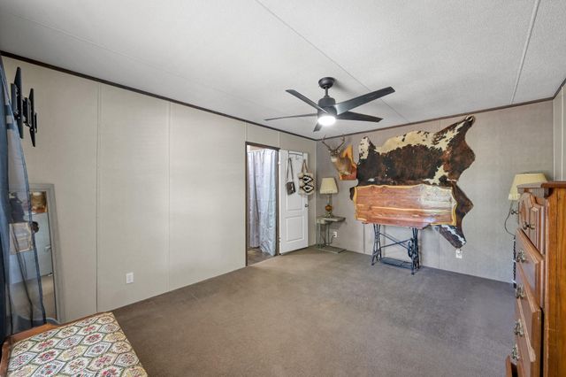 400 Raven Hill Road, Oakhurst, TX 77359