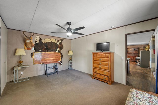 400 Raven Hill Road, Oakhurst, TX 77359