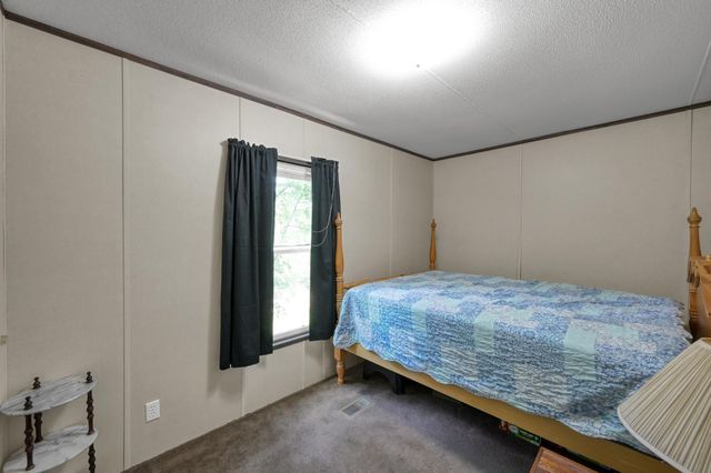 400 Raven Hill Road, Oakhurst, TX 77359