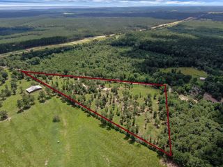 400 Raven Hill Road, Oakhurst, TX 77359