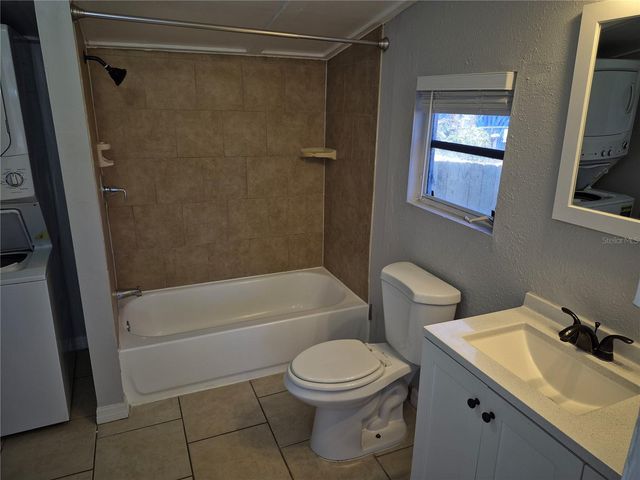 3104 E ELLICOTT STREET, Tampa, FL 33610