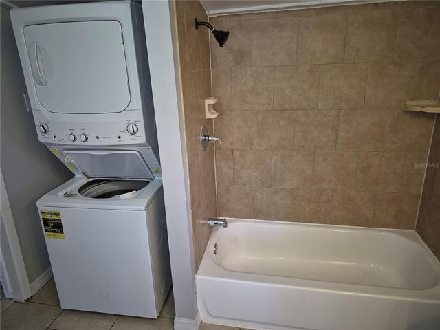 3104 E ELLICOTT STREET, Tampa, FL 33610