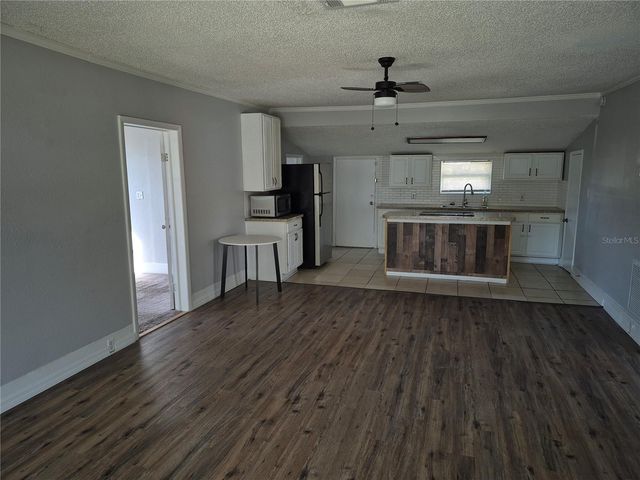 3104 E ELLICOTT STREET, Tampa, FL 33610