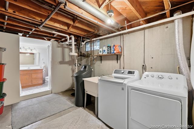 2525 Bristolwood Drive, Grand Rapids, MI 49544