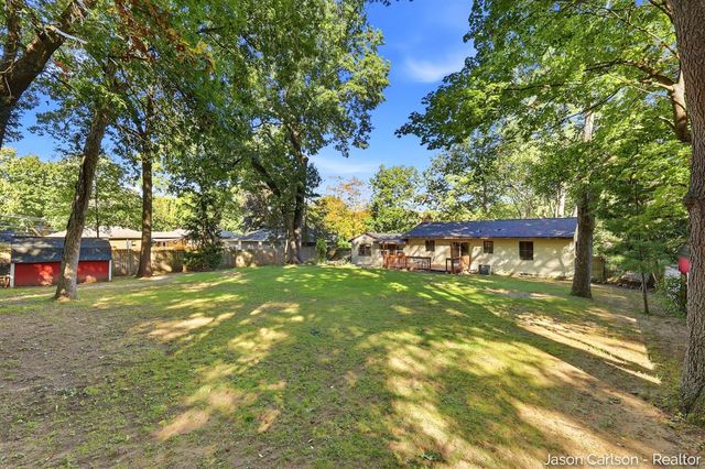 2525 Bristolwood Drive, Grand Rapids, MI 49544
