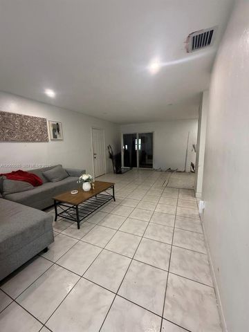 3461 NW 171st St, Miami Gardens, FL 33056