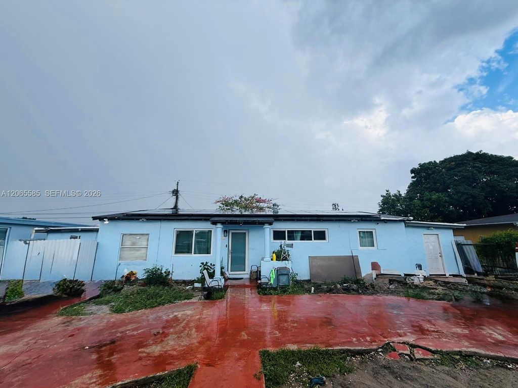 Image 1 of property listing at 3461 NW 171st St, Miami Gardens, FL 33056