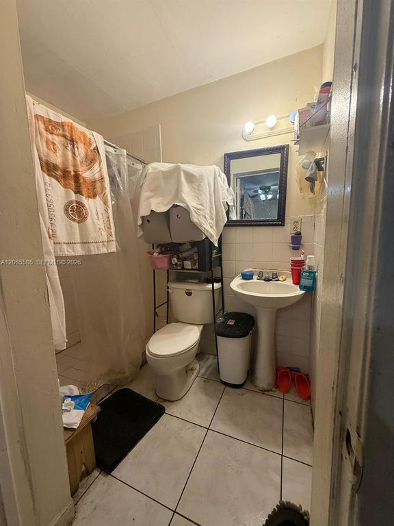 Image 14 of property listing at 3461 NW 171st St, Miami Gardens, FL 33056