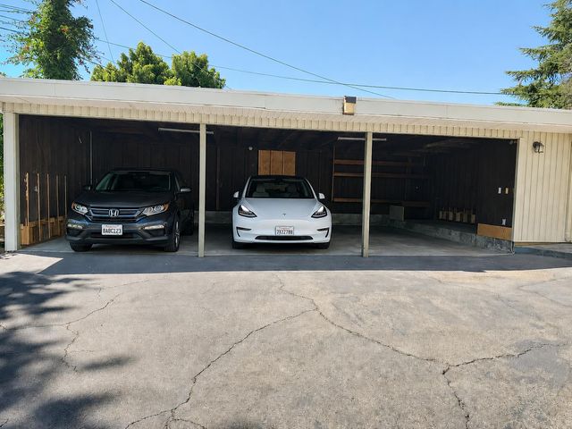 4628 Charleston Dr, Carmichael, CA 95608