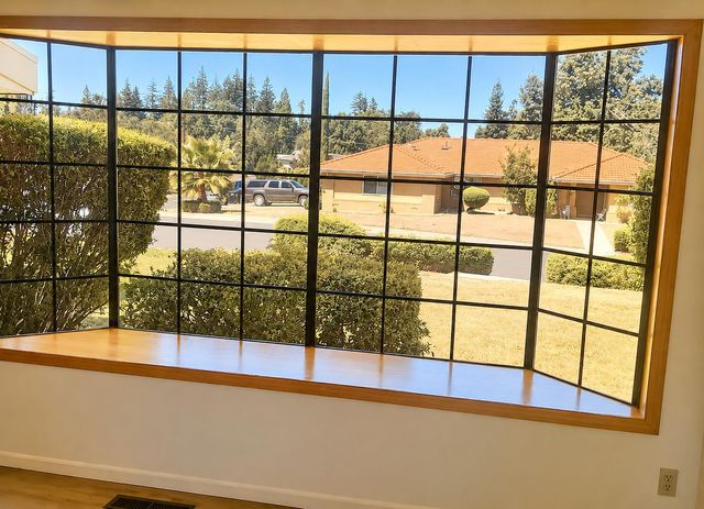 4628 Charleston Dr, Carmichael, CA 95608