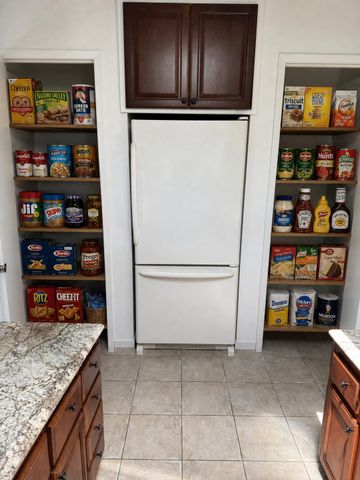 4628 Charleston Dr, Carmichael, CA 95608