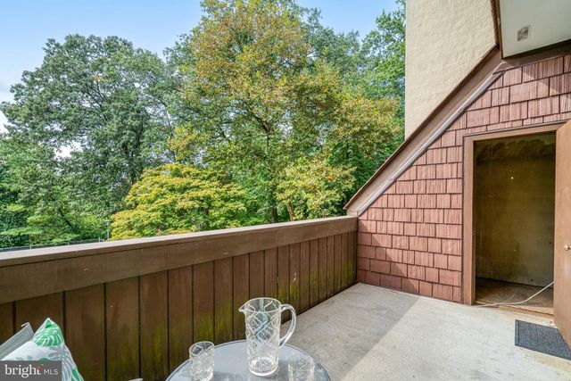 2118 S QUINCY ST, Arlington, VA 22204