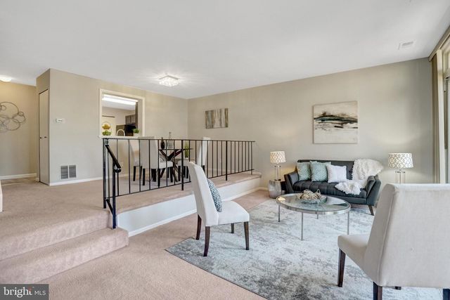 2118 S QUINCY ST, Arlington, VA 22204