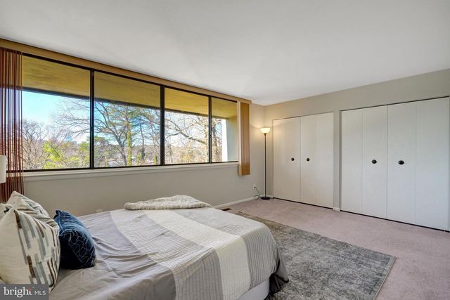 2118 S QUINCY ST, Arlington, VA 22204