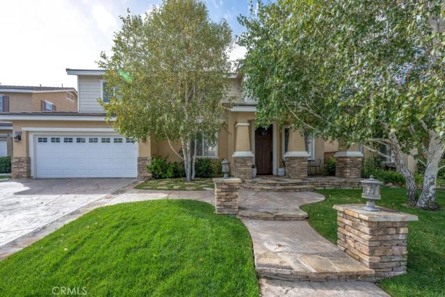 24030 Via Vizcaya, Valencia, CA 91354