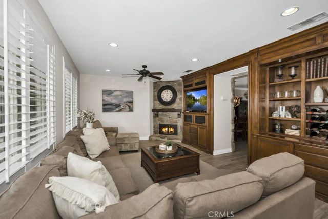 24030 Via Vizcaya, Valencia, CA 91354