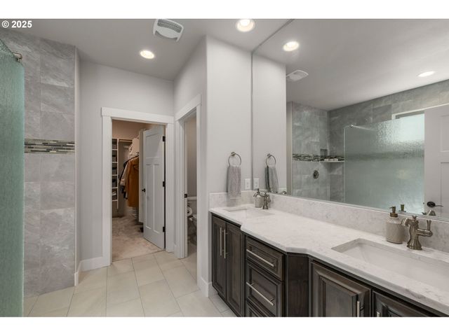 5208 Ne 130TH St, Vancouver, WA 98686