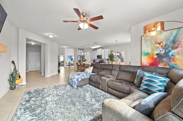 13536 Larrys LN, Manchaca, TX 78652